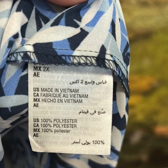 Blue and White Patterned Women's Top - Picture 6 of 8